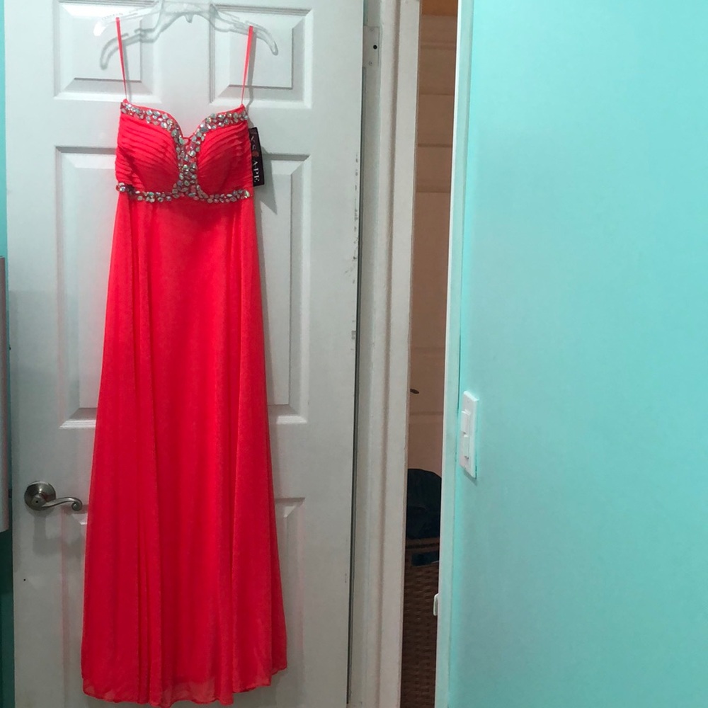 Strapless dress
